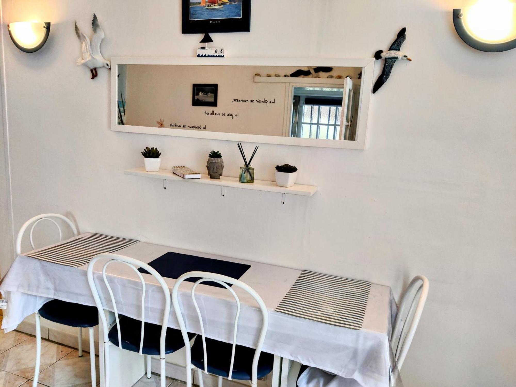 La Playa: Beachfront With Private Parking In Saint-laurent * Cabourg