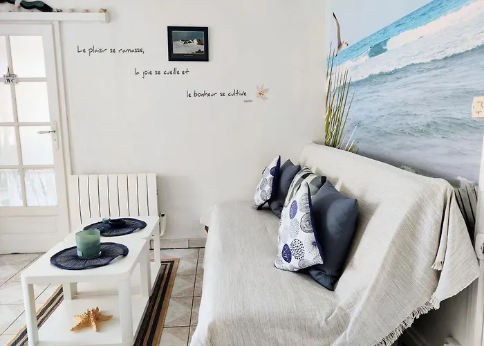 La Playa - Villa St Laurent - Grand Studio Avec Espace Nuit Et Parking Privatif - 40 Metres De La Promenade Marcel Proust
