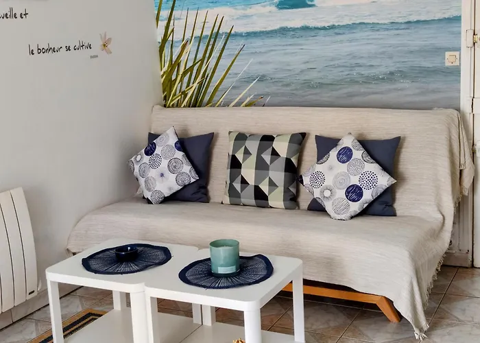 La Playa - Villa St Laurent - Grand Studio Avec Espace Nuit Et Parking Privatif - 40 Metres De La Promenade Marcel Proust